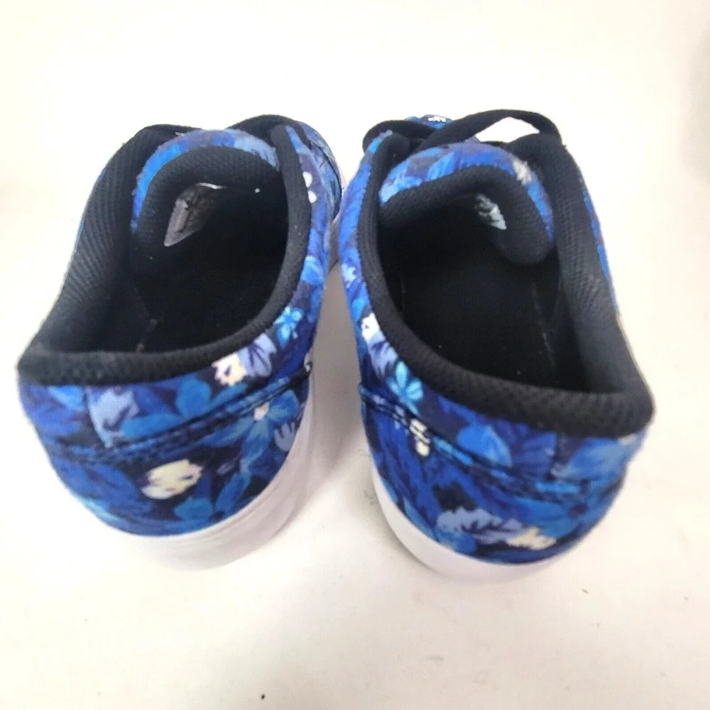 Nike satire canvas